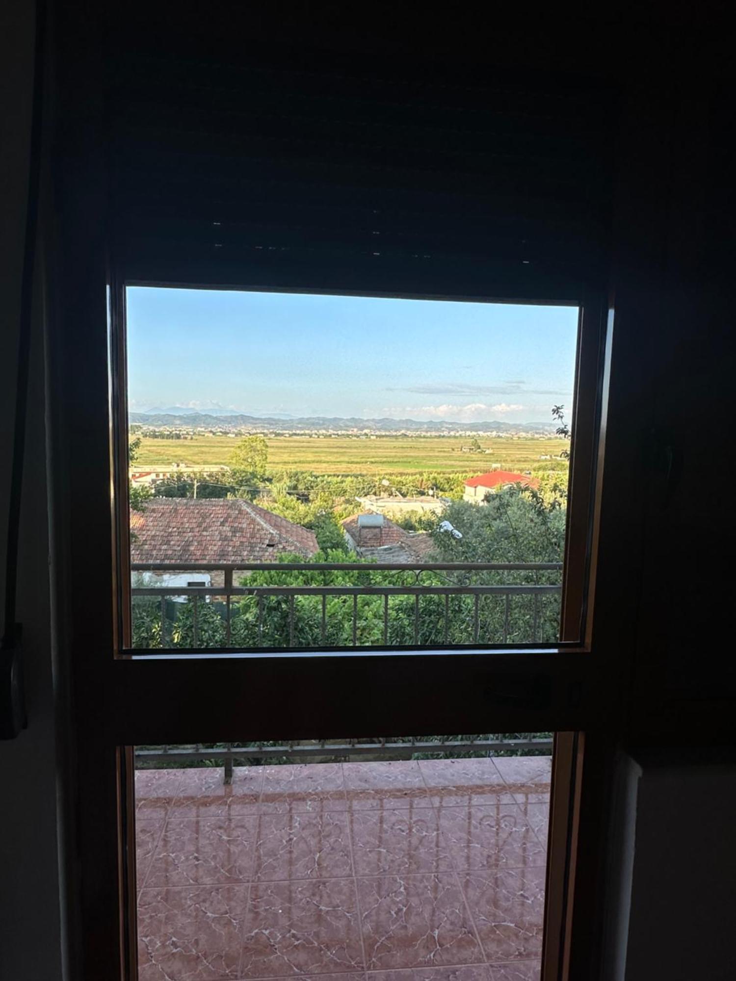 Apartment For Rent Vacation Krasniqi Karpen Extérieur photo