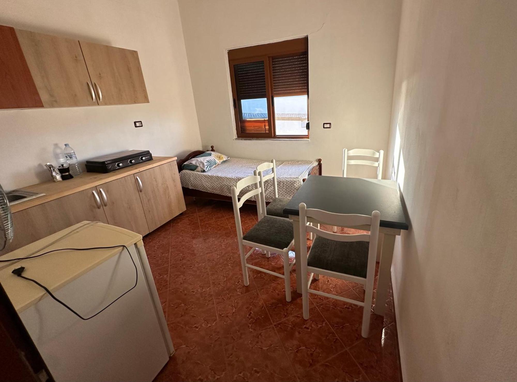 Apartment For Rent Vacation Krasniqi Karpen Extérieur photo