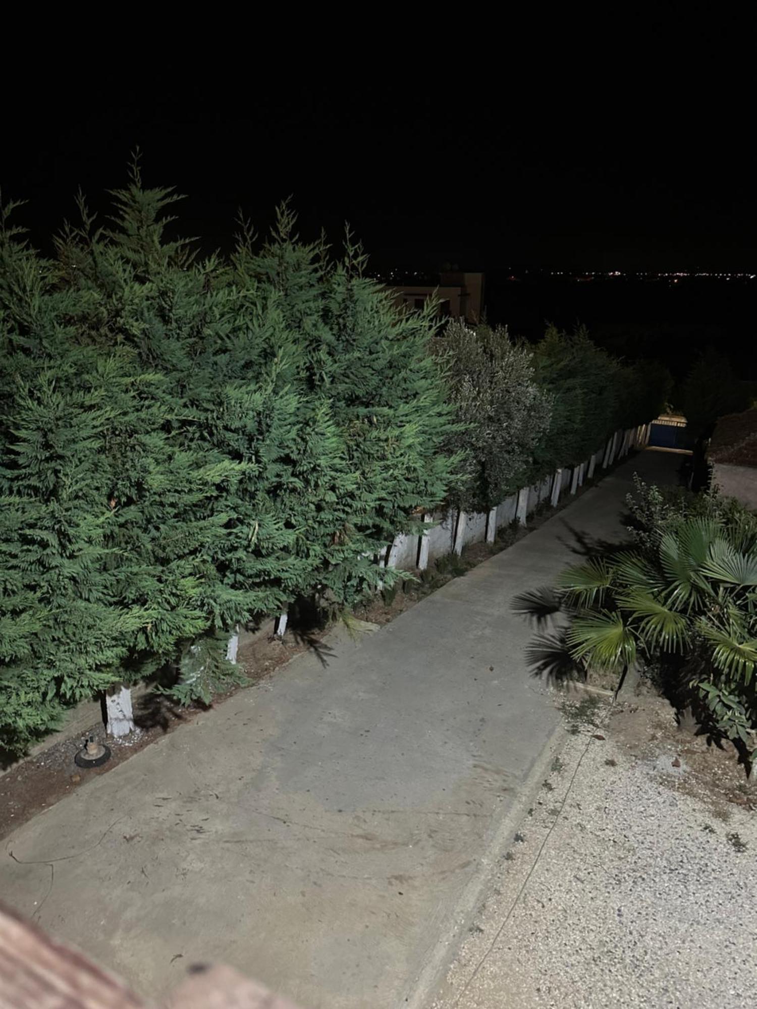 Apartment For Rent Vacation Krasniqi Karpen Extérieur photo
