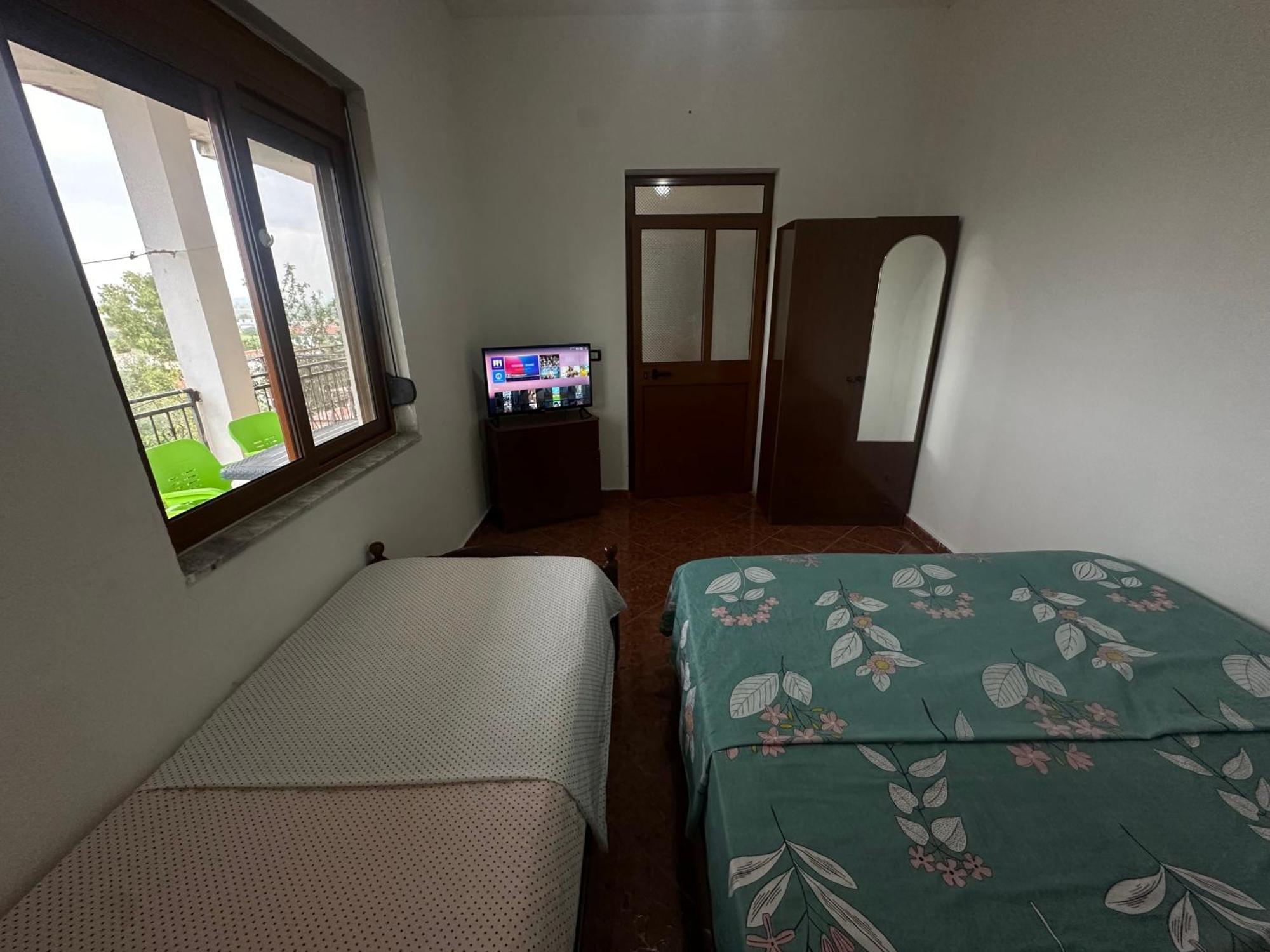 Apartment For Rent Vacation Krasniqi Karpen Extérieur photo