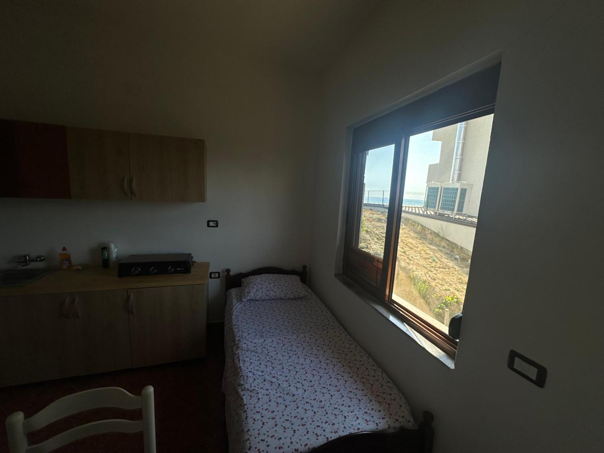 Apartment For Rent Vacation Krasniqi Karpen Extérieur photo
